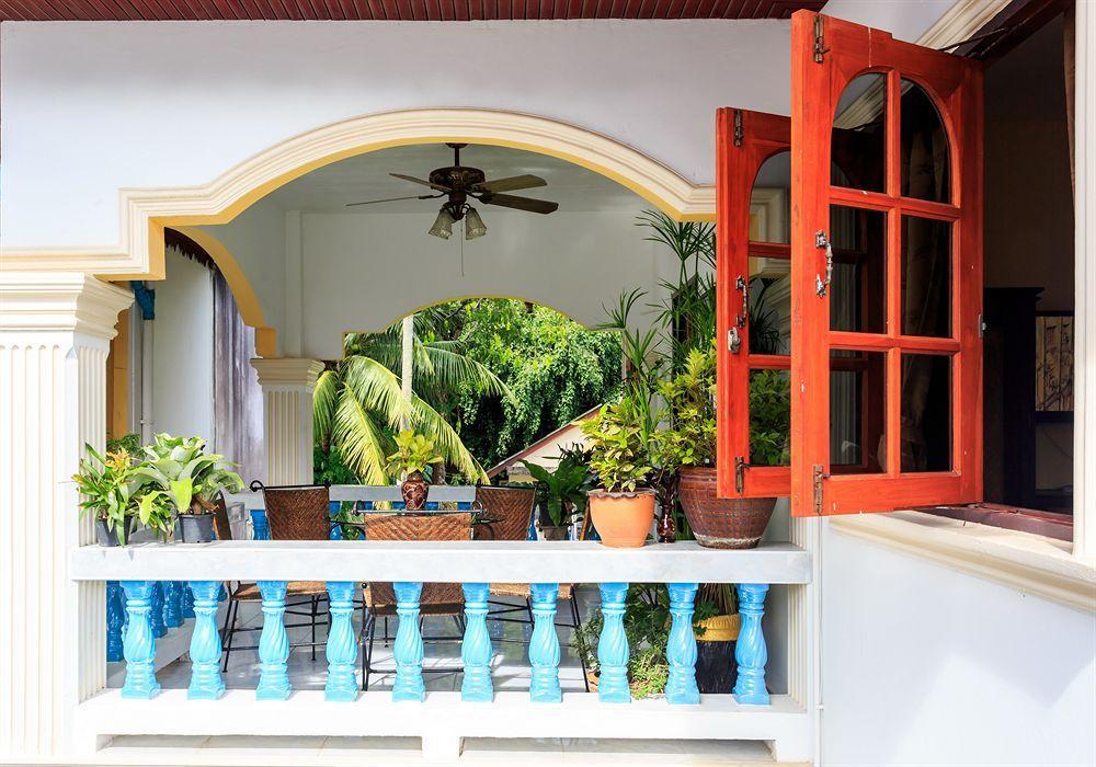 Eriksson Guesthouse Patong Esterno foto